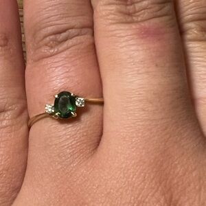 14k solid gold green tourmaline and diamond ring